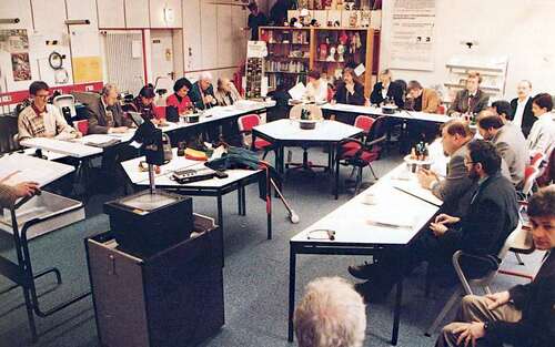 Eine Konferenz mit französischen Arbeitsschützern im Ergonomiezentrum 1996