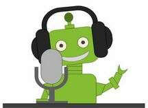 Grüne Roboter mit Kopfhöreer und Mikrophon