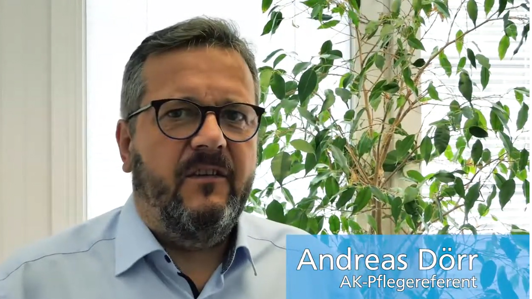 Externer Link zu einem Youtube-Video: 3 fragen an Andreas Dörr zum Thema Patientenverfügung